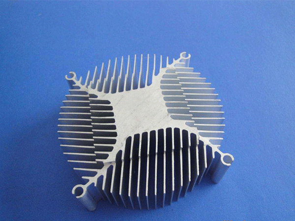 鋁制品代加工制造商生產工藝流程怎樣控制較弱?